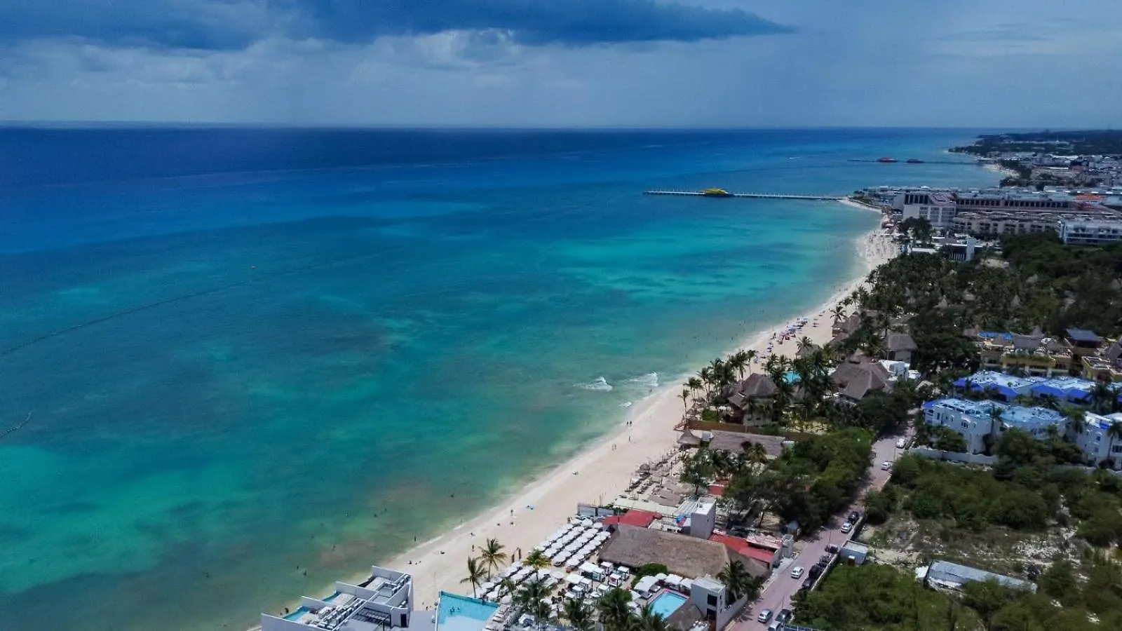 The Elements Oceanfront & Beachside Condo Hotel Плая-дель-Кармен Апарт-отель