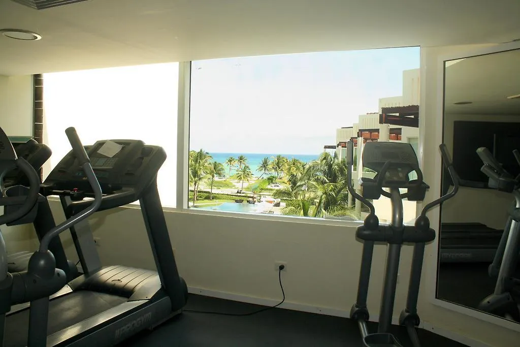 The Elements Oceanfront & Beachside Condo Hotel Playa del Carmen Aparthotel